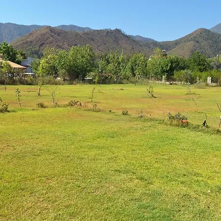 Yildiz Karavan Kamp alanı *